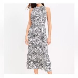 NWT LOFT Black and White Geometric Floral Tile Midi Dress Size Large Office